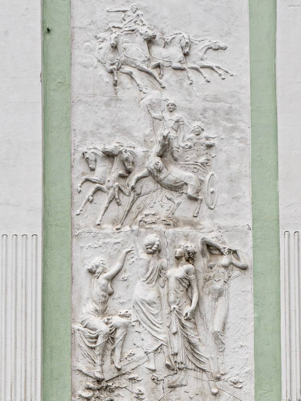 В год Лошади предлагаю вашему вниманию скульптурно-архитектурную подборку на улицах Москвы, связанную с этими прекрасными животными: В год Лошади предлагаю вашему вниманию скульптурно-архитектурную подборку на улицах Москвы, связанную с этими прекрасными животными: