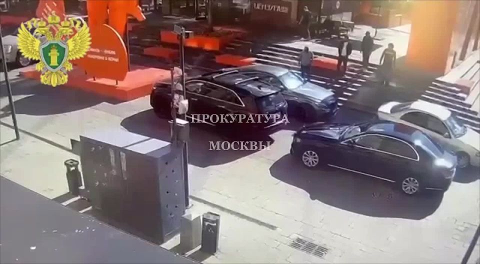 ������� ������� Mercedes ���������� 2,6 �������� ������ ����� ��������� ��� � ����