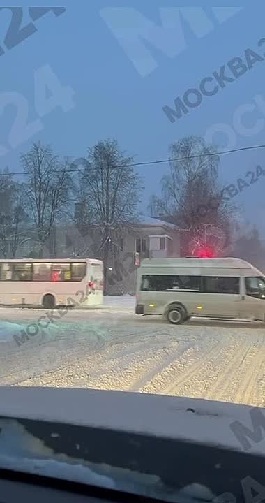 Снегопад раньше обещанного времени добрался до Подмосковья