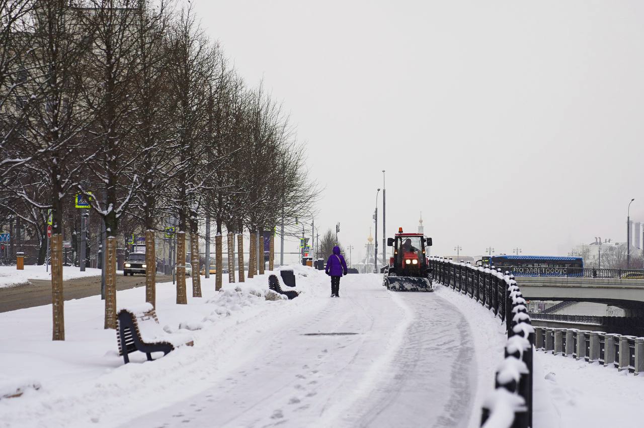 В связи с ожидаемым резким похолоданием система центрального отопления Москвы переводится на повышенный режим работы