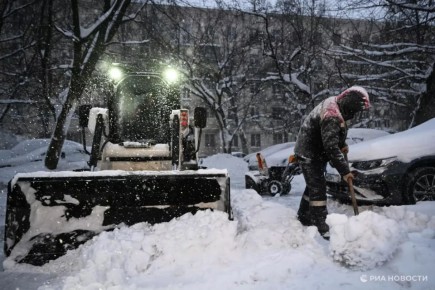 Высота снежного покрова в Москве достигла 31 сантиметра на фоне аномальных снегопадов