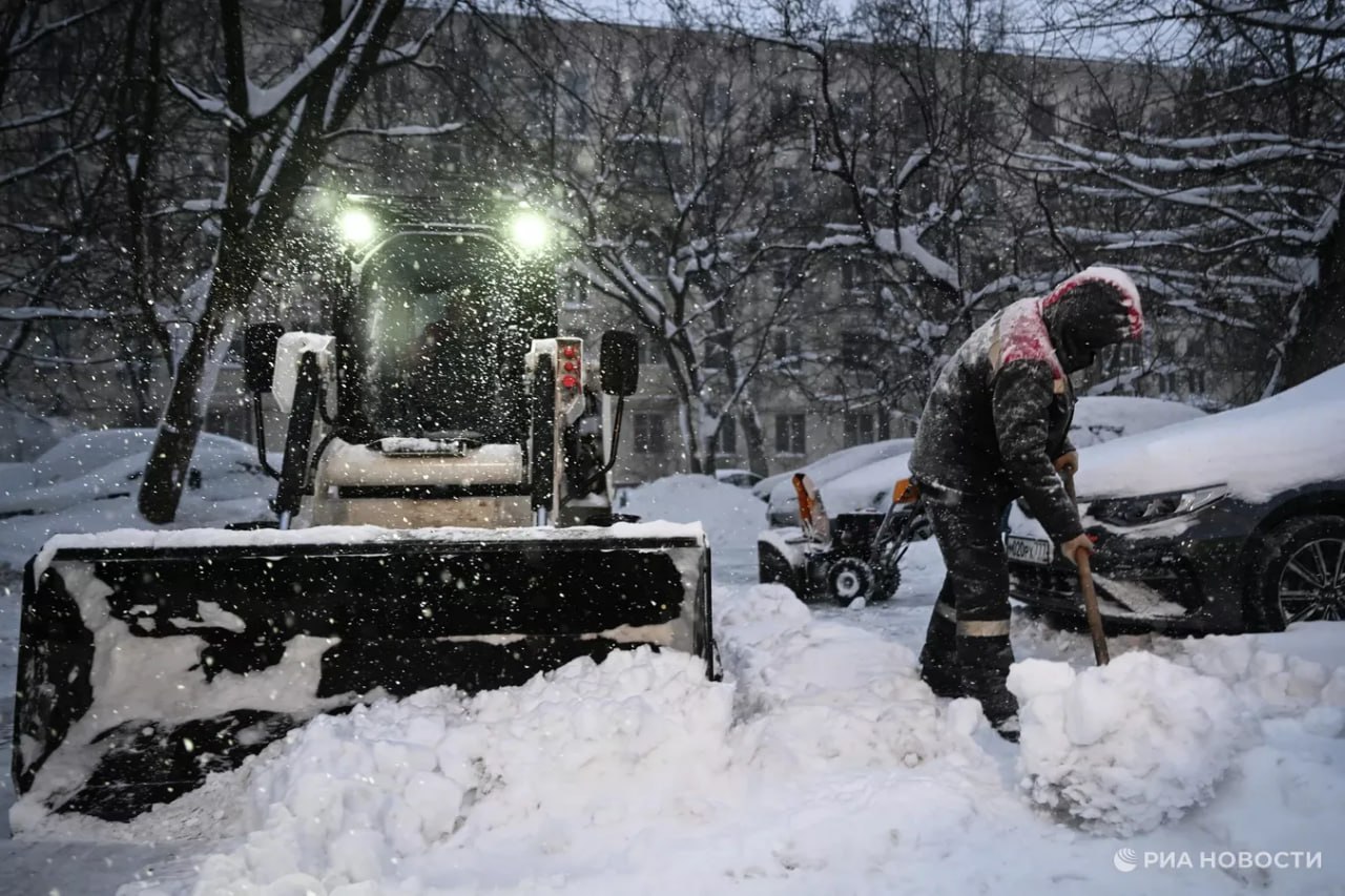 Высота снежного покрова в Москве достигла 31 сантиметра на фоне аномальных снегопадов