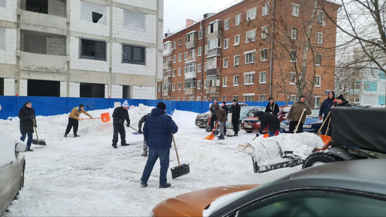 Не жаловались, а убрали сами Не жаловались, а убрали сами