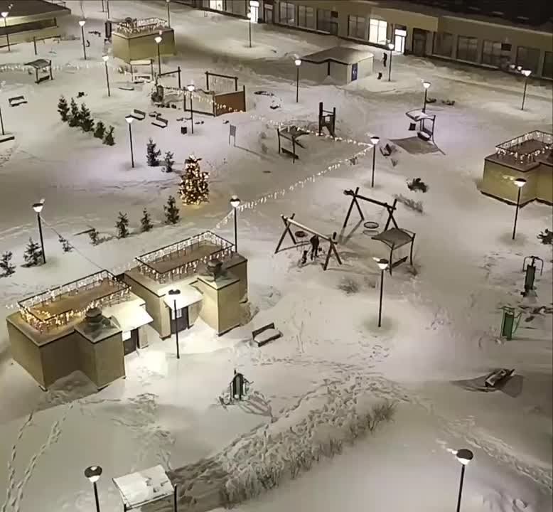 Полуметровые сугробы выросли в столичном регионе