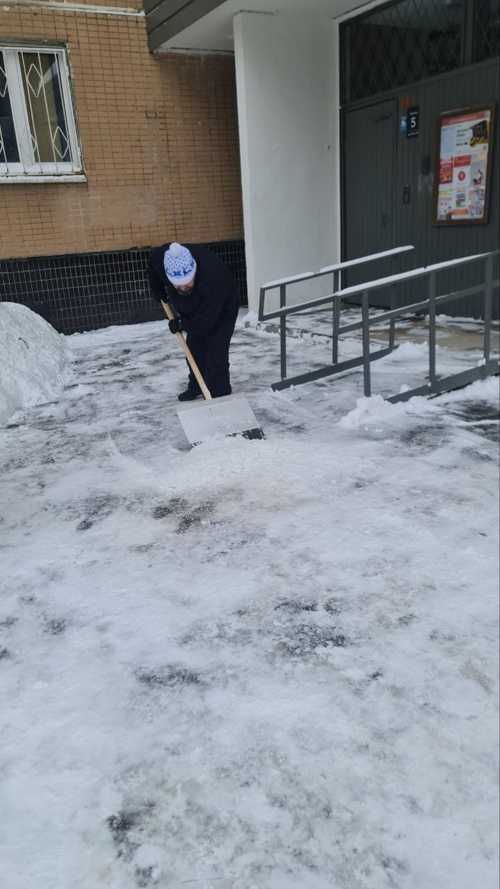 Не жаловались, а убрали сами Не жаловались, а убрали сами