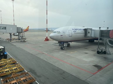 В аэропортах ДФО более 2 тысяч пассажиров ожидают своих рейсов