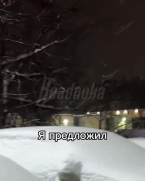 Найден самый идеальный сосед — москвич вызвался бесплатно чистить машины после снегопада