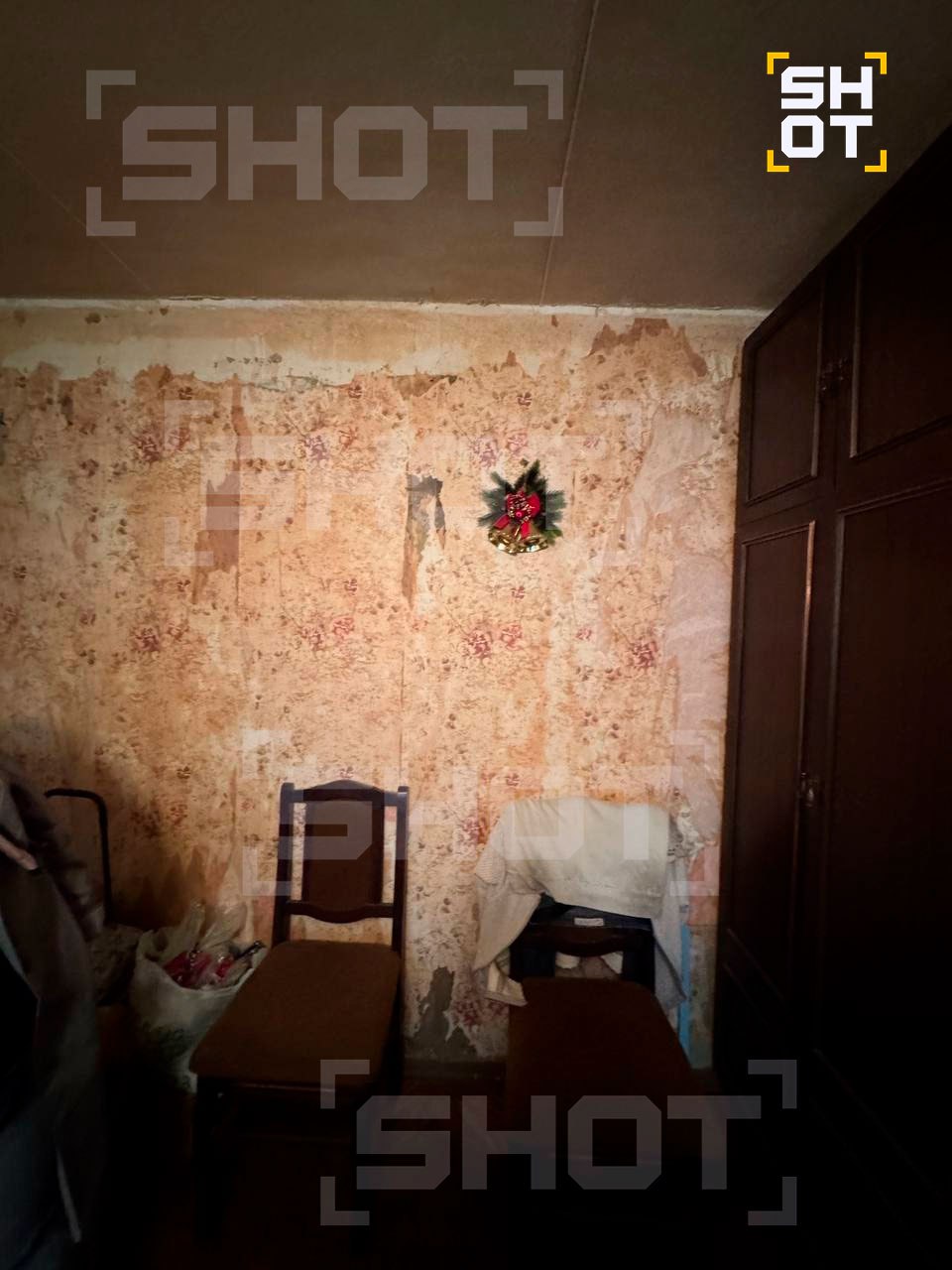 Апогей «схемы Долиной»: покупательницу задержали после заселения в московскую квартиру Апогей «схемы Долиной»: покупательницу задержали после заселения в московскую квартиру