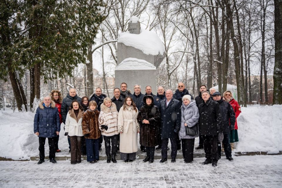 ��������� ������������� ������� ������� � �������� ������� � ���� �������� ������ ��������� �������� � ������������ ����-����� ��������� �� ����