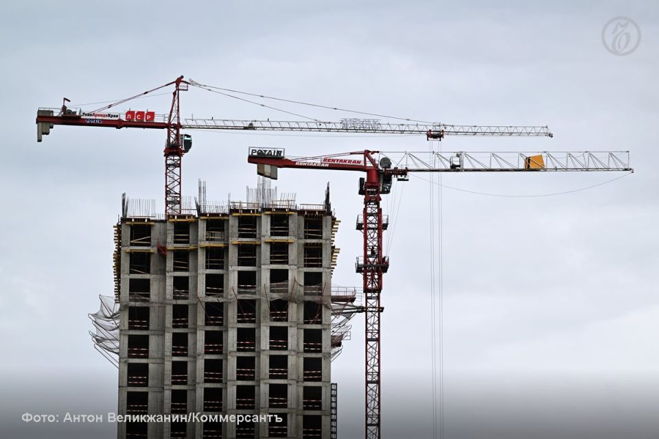 ������� ��������� ���������� ����� � �������� ������� ������ � 2025 ���� �������� 800 ���