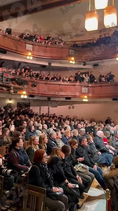 ����� ����� ����� ������ ���������� � ������ ������������ � ��� ��������� ��������