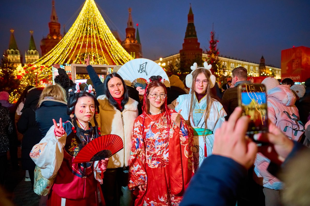 #Анонс. С 16 февраля по 1 марта в столице России пройдёт международный фестиваль, посвящённый празднованию Нового года по восточному лунному календарю, — «Китайский Новый год в Москве» #Анонс. С 16 февраля по 1 марта в столице России пройдёт международный фестиваль, посвящённый празднованию Нового года по восточному лунному календарю, — «Китайский Новый год в Москве»
