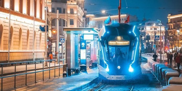 Наземное уличное метро – один из популярнейших видов общественного транспорта столицы!