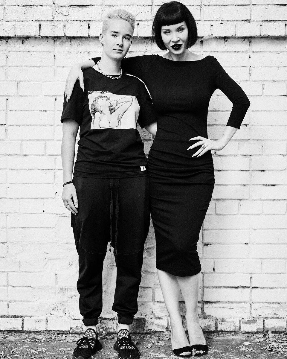 Дочь известного экстрасенса, финалистки шоу «Битва экстрасенсов» Ольги Якубович Екатерину обвинили в жестоком обращении с лошадьми