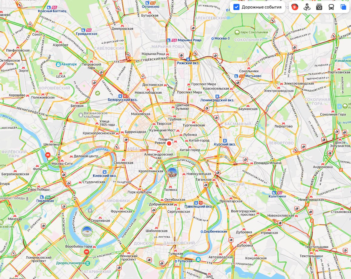 Девятибальные пробки и закрытый аэропорт