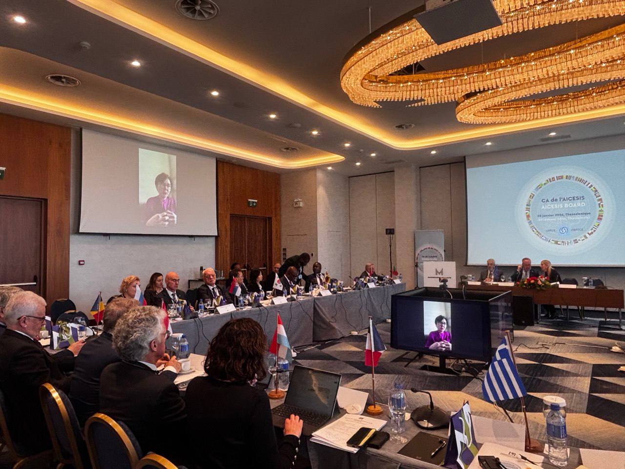 Делегация Общественной палаты приняла участие в заседании Президиума МАЭСССИ