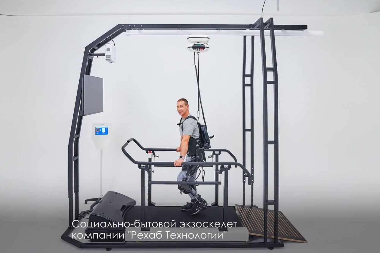 В начале СВО, общаясь с бойцами в госпиталях, мы часто слышали, как непросто обстоит дело с доступностью качественных, современных протезов