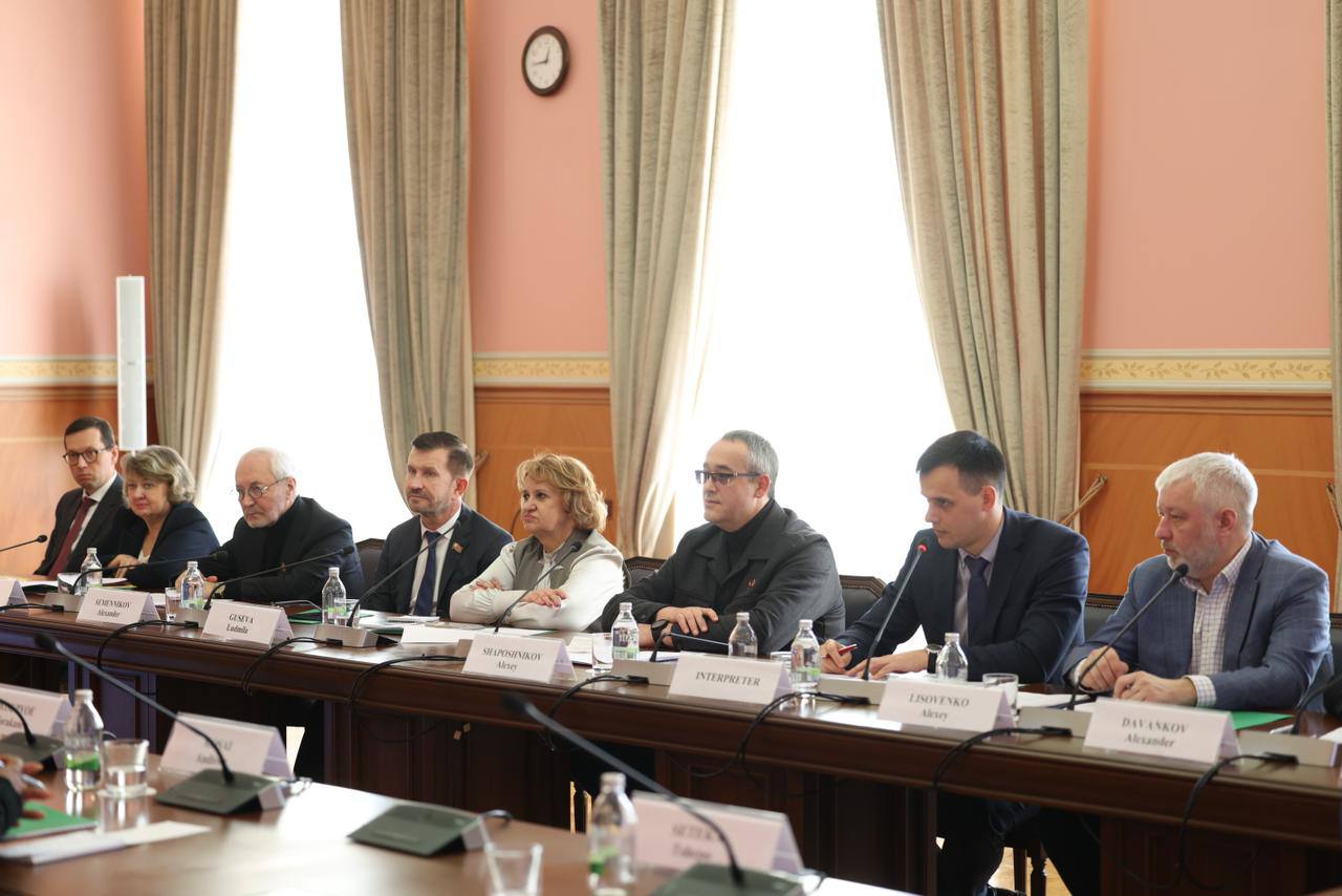 Алексей Шапошников: Работа по линии парламентской дипломатии продолжается – укрепляем диалог с зарубежными партнерами Алексей Шапошников: Работа по линии парламентской дипломатии продолжается – укрепляем диалог с зарубежными партнерами