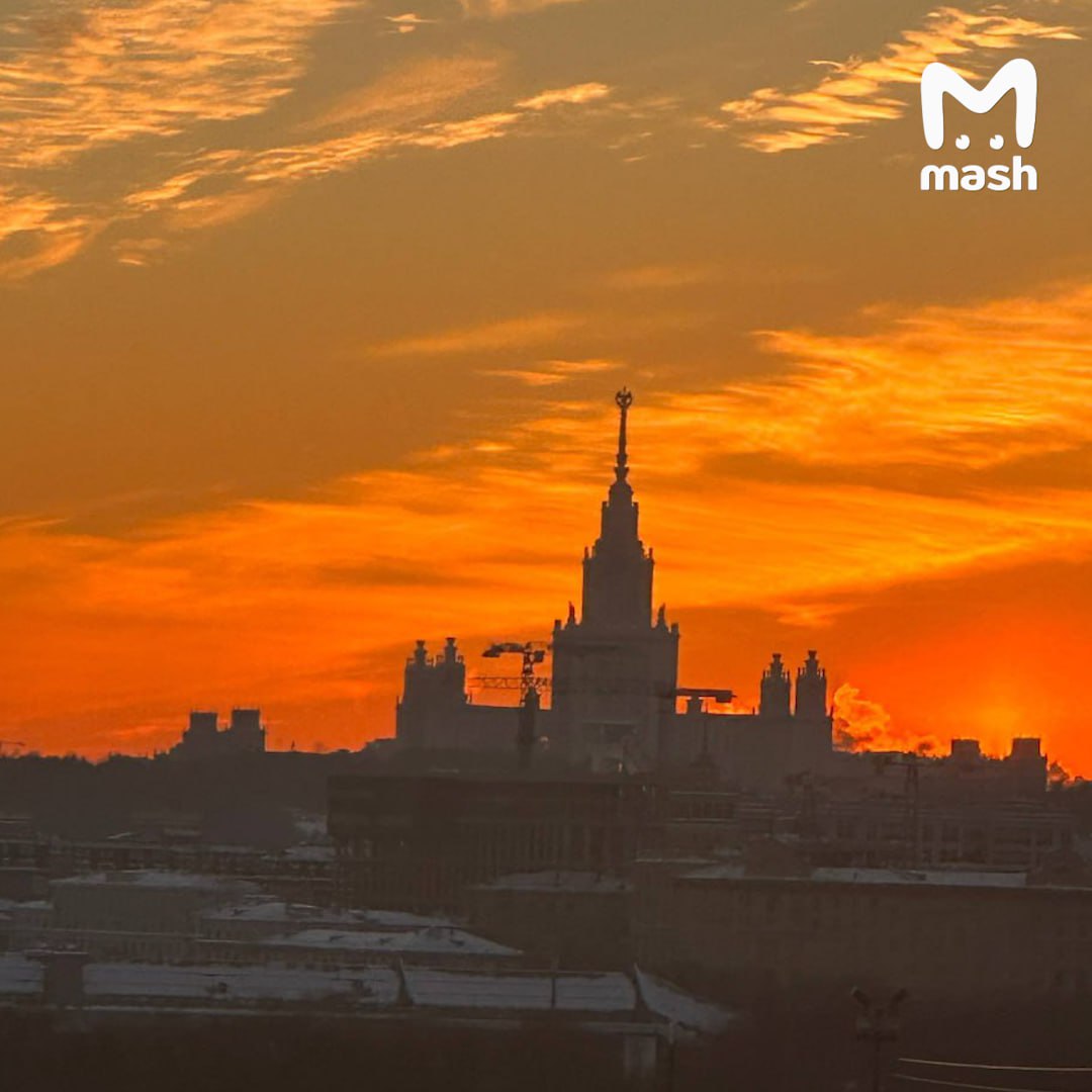 Розовый закат напоминает москвичам — до весны меньше 30 дней Розовый закат напоминает москвичам — до весны меньше 30 дней