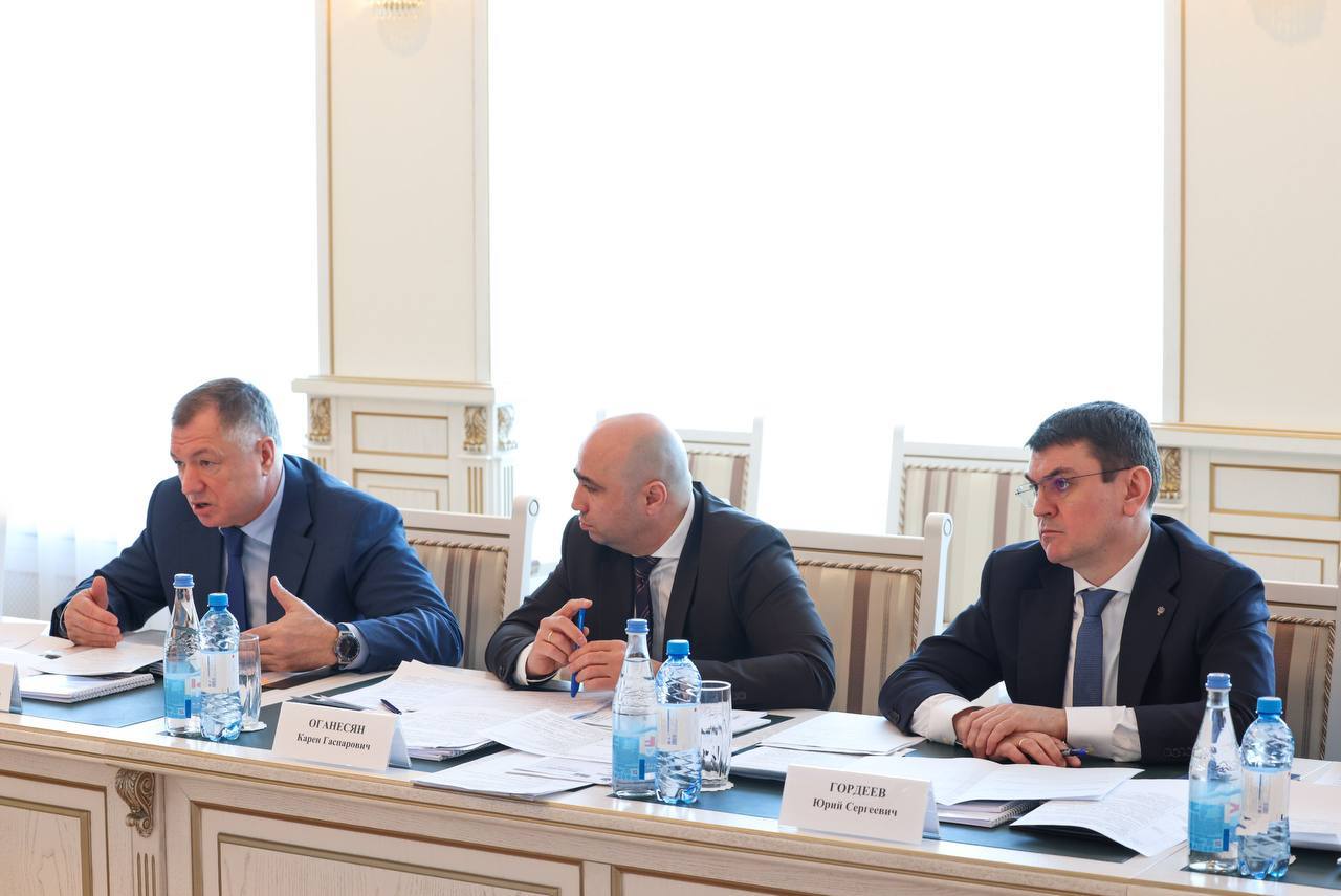 В Следственном комитете России состоялось оперативное совещание по вопросам ремонта и строительства ведомственных учреждений в Санкт-Петербурге и Москве В Следственном комитете России состоялось оперативное совещание по вопросам ремонта и строительства ведомственных учреждений в Санкт-Петербурге и Москве