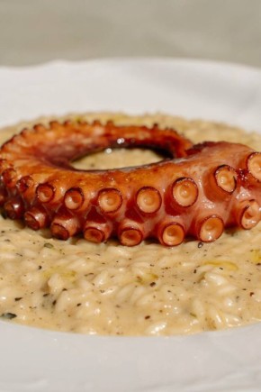Ризотто, которое покоряет сердца: осьминог в кулинарных шедеврах Артема Чудненко