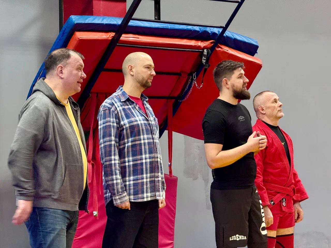 Руководитель рабочей группы Мосгордумы по вопросам поддержки участников специальной военной операции (СВО) и членов их семей Максим Руднев (фракция партии «Единая Россия») совместно с Московской Ассоциацией ветеранов СВО... Руководитель рабочей группы Мосгордумы по вопросам поддержки участников специальной военной операции (СВО) и членов их семей Максим Руднев (фракция партии «Единая Россия») совместно с Московской Ассоциацией ветеранов СВО...