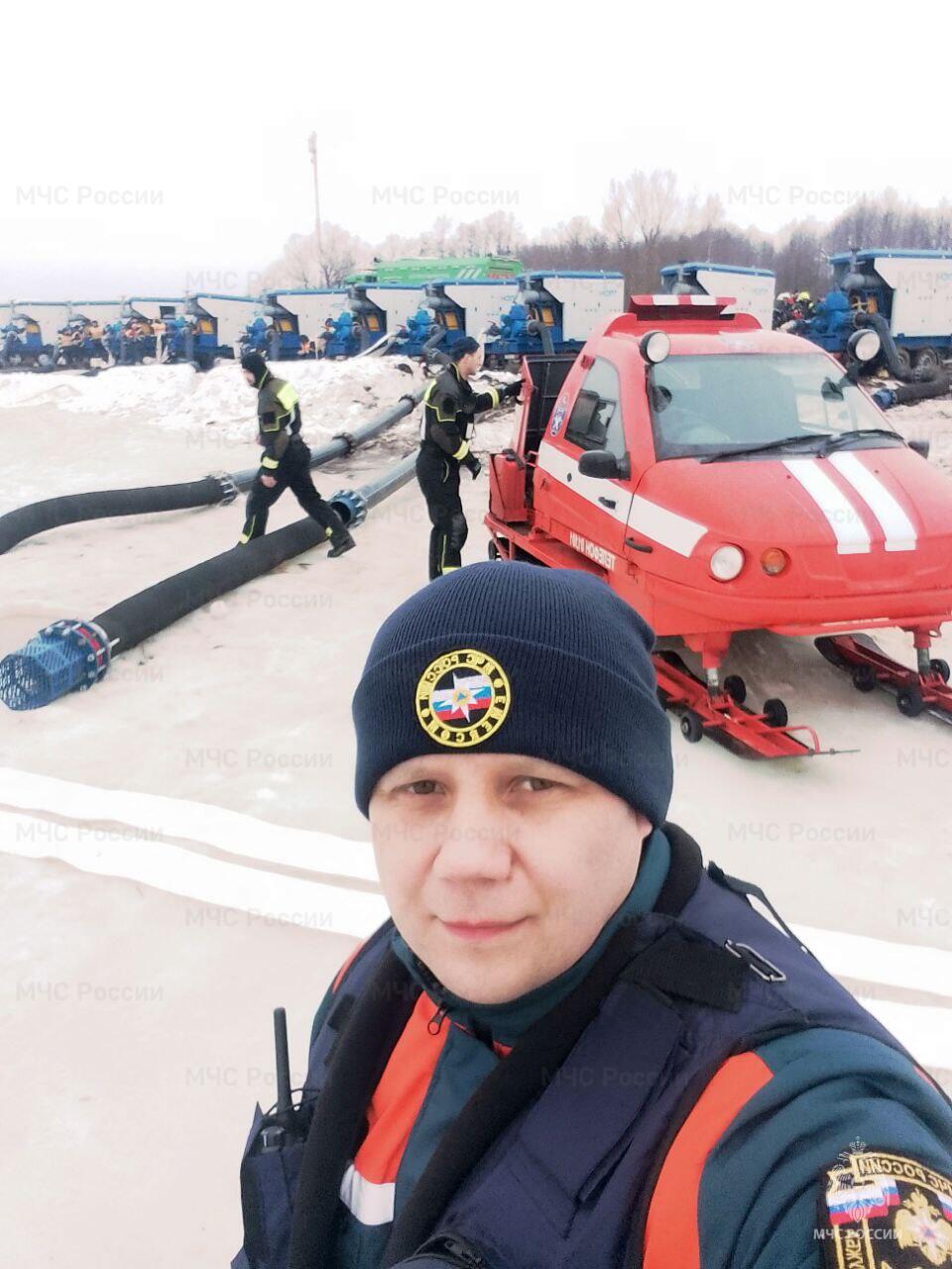 #ЛицаМЧС. Виталий Новиков – старший инструктор ГДЗС 51 СПСЧ Управления по САО ГУ МЧС России по г. Москве. Его история – это пример осознанного выбора, основанного на дружбе, верности долгу и постоянном самосовершенствовании #ЛицаМЧС. Виталий Новиков – старший инструктор ГДЗС 51 СПСЧ Управления по САО ГУ МЧС России по г. Москве. Его история – это пример осознанного выбора, основанного на дружбе, верности долгу и постоянном самосовершенствовании