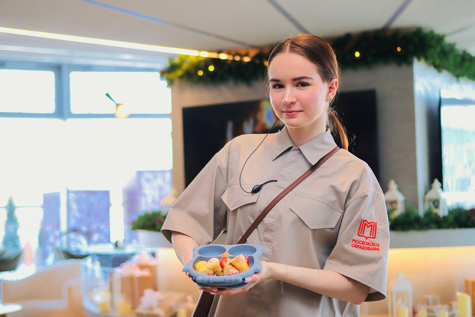 Студенты московских колледжей тоже отмечают Масленицу! В ближайшие дни для ребят пройдет множество тематических мероприятий Студенты московских колледжей тоже отмечают Масленицу! В ближайшие дни для ребят пройдет множество тематических мероприятий