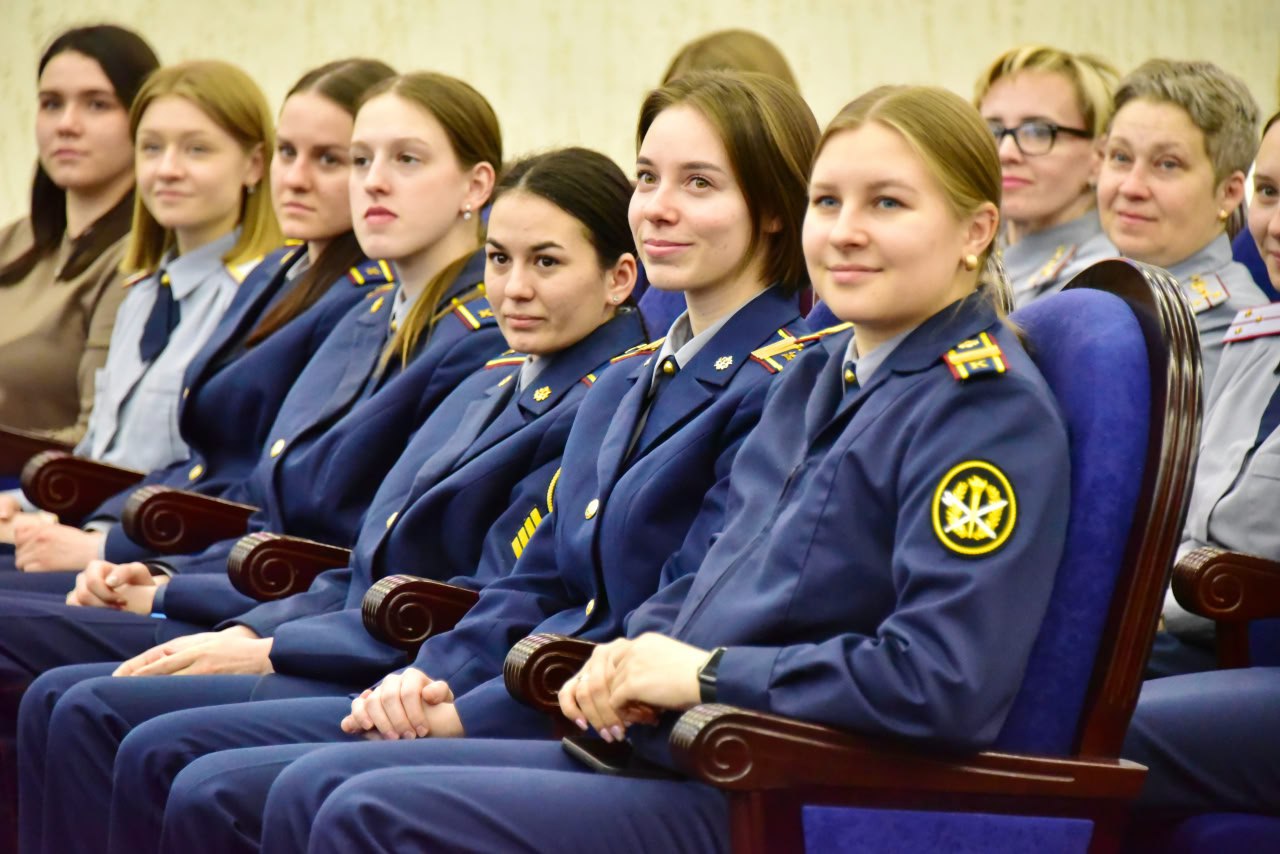 В ГУФСИН России по г. Москве состоялась творческая встреча с известной писательницей Дарьей Донцовой В ГУФСИН России по г. Москве состоялась творческая встреча с известной писательницей Дарьей Донцовой