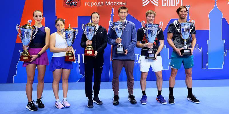 Москвичей приглашают на теннисный турнир и соревнования по фигурному катанию