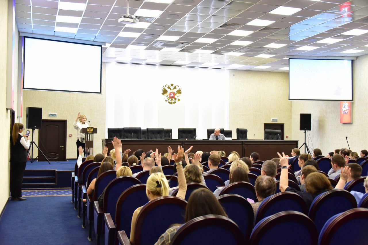 В ГУФСИН России по г. Москве состоялась творческая встреча с известной писательницей Дарьей Донцовой В ГУФСИН России по г. Москве состоялась творческая встреча с известной писательницей Дарьей Донцовой