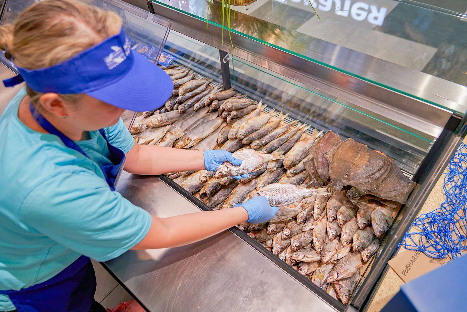 На рыбных рынках столицы для посетителей пройдут дегустации в честь 23 Февраля На рыбных рынках столицы для посетителей пройдут дегустации в честь 23 Февраля