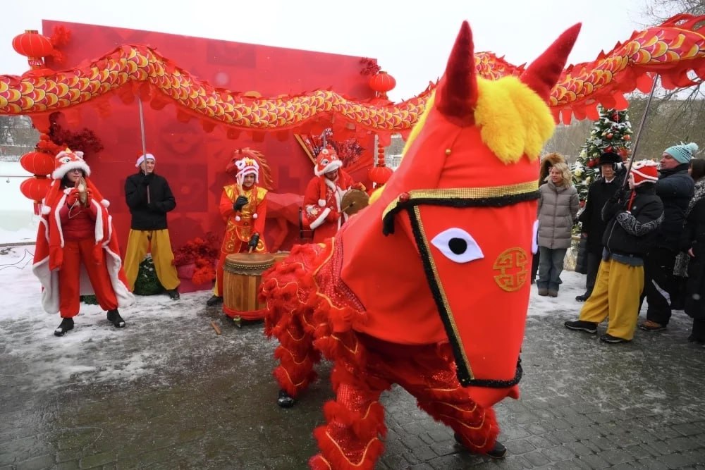 Пандам вход бесплатный. В Московском зоопарке сегодня отпраздновали Китайский Новый год Пандам вход бесплатный. В Московском зоопарке сегодня отпраздновали Китайский Новый год