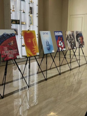 ������ ����������������� ��������� � �������� �������� � ������