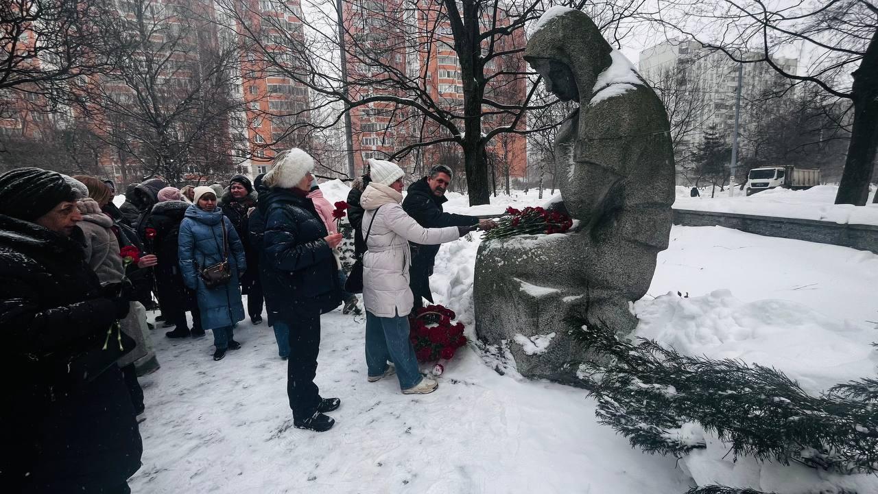 Алексей Шапошников: В районах СВАО прошли памятные акции, посвящённые Дню защитника Отечества Алексей Шапошников: В районах СВАО прошли памятные акции, посвящённые Дню защитника Отечества