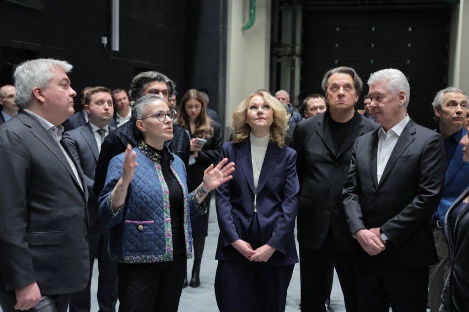 Объем генеративного контента в российском сериале впервые превысит 70 минут, ранее в отечественном кинематографе объем генерации изображений с помощью ИИ не превышал 5–7 минут, об этом рассказала гендиректор ON Медиа Софья...