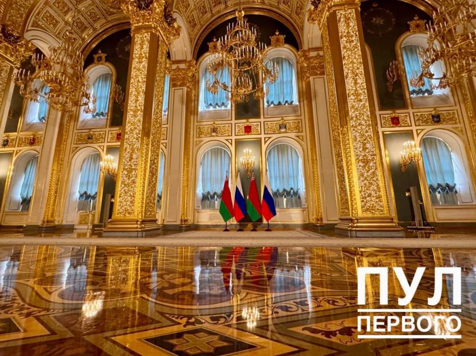 Батька в Москве, всё готово к встрече с российским лидером