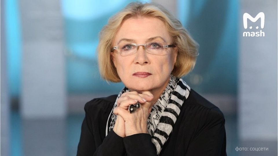 Народная артистка Алла Демидова обратилась к врачам из-за проблем с сердцем — ей стало плохо у себя дома в Москве