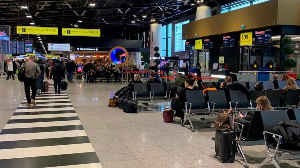 ����� ������ ����� �������/�����-����������� � ������ ��������, �������� � �����-������ "���������"