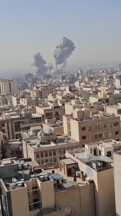 Трамп призвал иранцев оставаться в укрытии, потому что «бомбы будут падать везде»