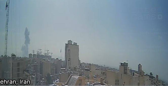 Американский президент Дональд Трамп официально заявил, что США начали военную операцию против Ирана Американский президент Дональд Трамп официально заявил, что США начали военную операцию против Ирана