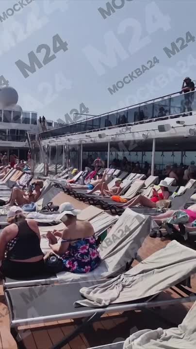 Российские туристы застряли на круизном лайнере MSC Euribia в Дубае