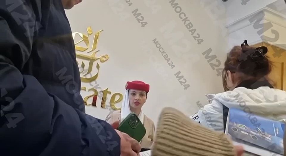 ������ � ������� �� 10 ����� � ��� ����� ����� ��� ��������� �� ������ ���� ��� ��������� �����, �������� ������� 24� � ����� Emirates