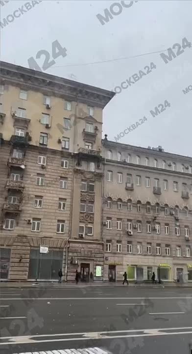 А на Проспекте Мира — красивая музыка