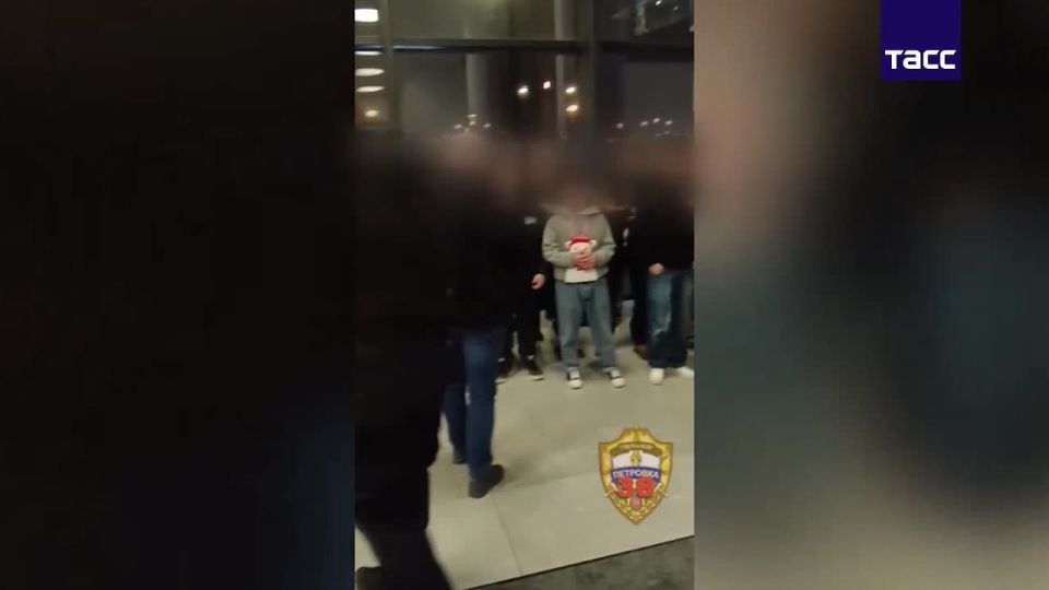 � ������ � ������� ����� ����������� � �� ��������� 22 ��������, � ��� ����� 16 ����������