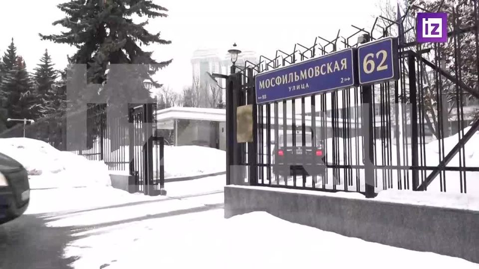 ����� ������� ������� � ���������� ������� � ������