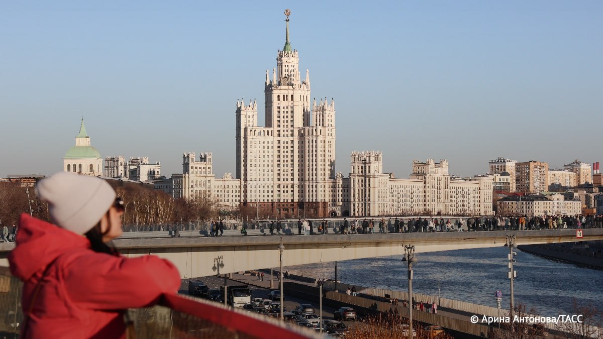В Москве и Подмосковье астрономическая весна начнется теплой погодой без осадков, но не исключена облачность