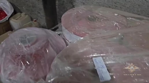 В Смоленской области накрыли подпольный "завод" Coca-Cola: изъяты десятки тысяч бутылок, готовых к отгрузке в магазины Москвы