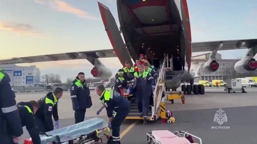Спецборт МЧС доставил в Москву 10 человек, пострадавших при взрыве на предприятии в Нижнекамске