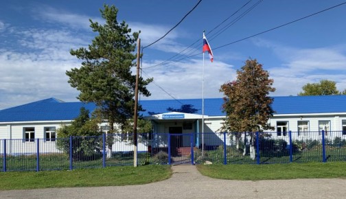 Власти назвали фейком закрытие 10—11-х классов во всех школах одного района в Томской области